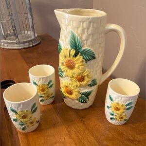 Vintage Enesco Tall Pitcher & 3 Cups Carafe Yellow Daisies Basketweave Japan